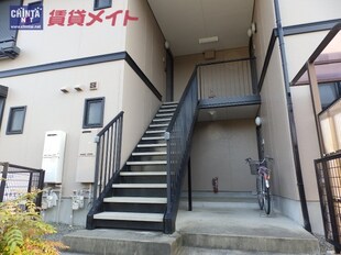 伊勢川島駅 徒歩12分 1階の物件外観写真